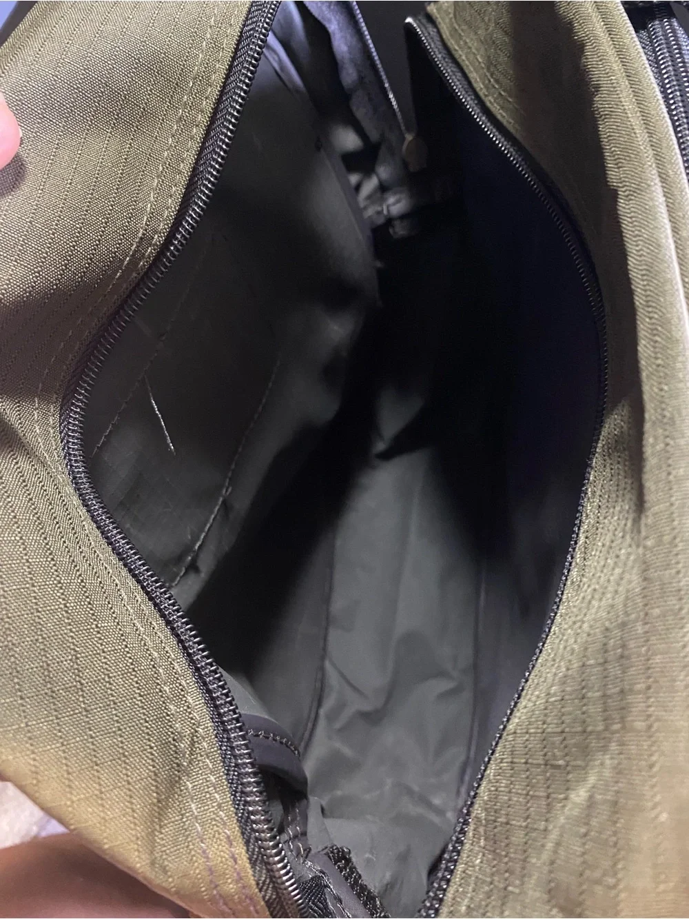 Eddie Bauer Men's Olive Green Crossbody/Tablet Bag